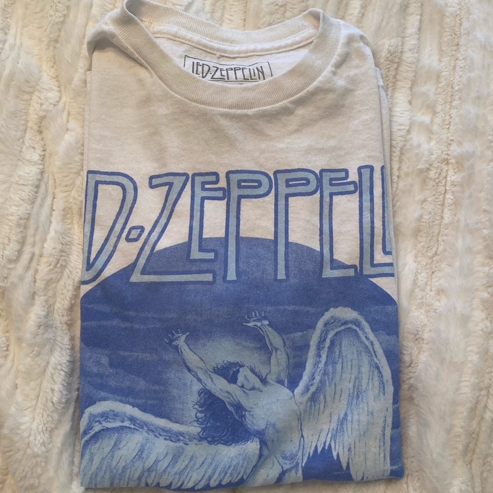 Led Zeppelin tshirt